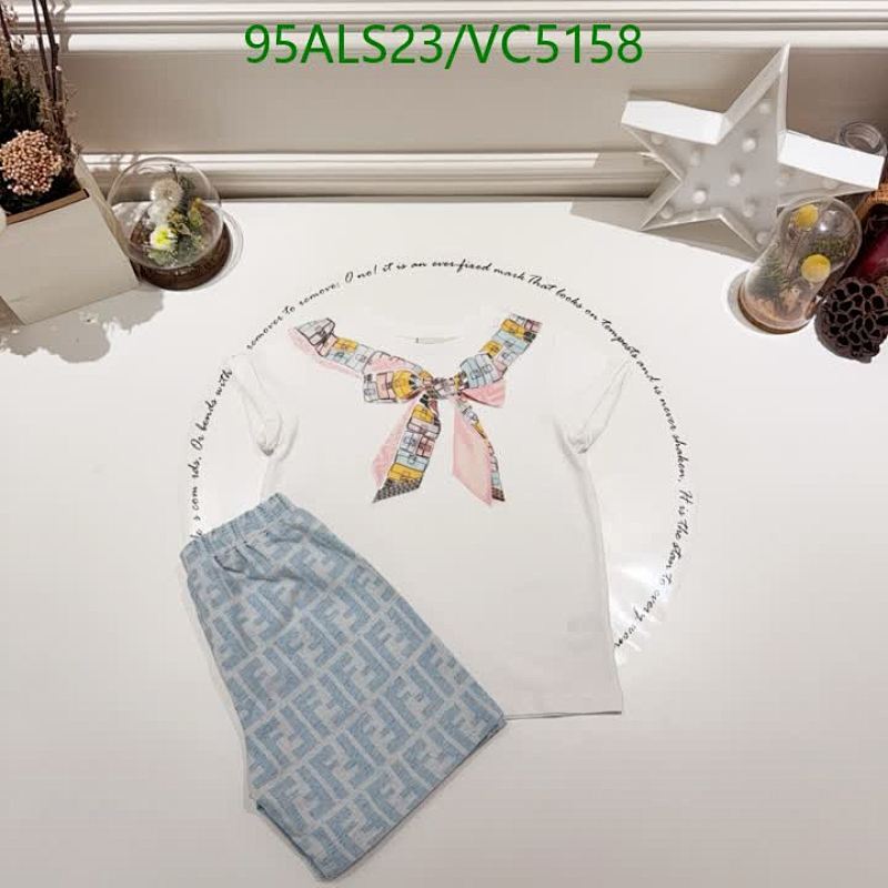 Fendi Kids' Cotton T-Shirt & Shorts Set - Stylish & Comfortable Outfit