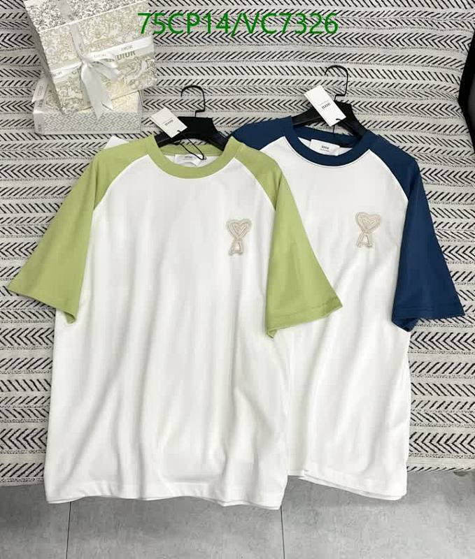 AMI Paris Heart Logo Raglan T-Shirt - Comfortable Cotton Casual Top