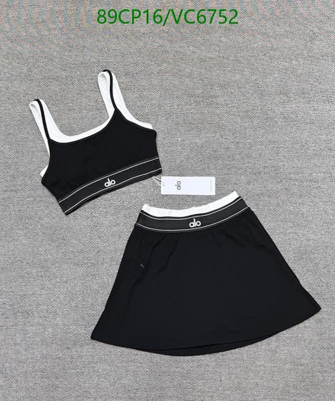 Alo Yoga Women's Black Sports Bra & Skirt Set - Activewear for Exercise