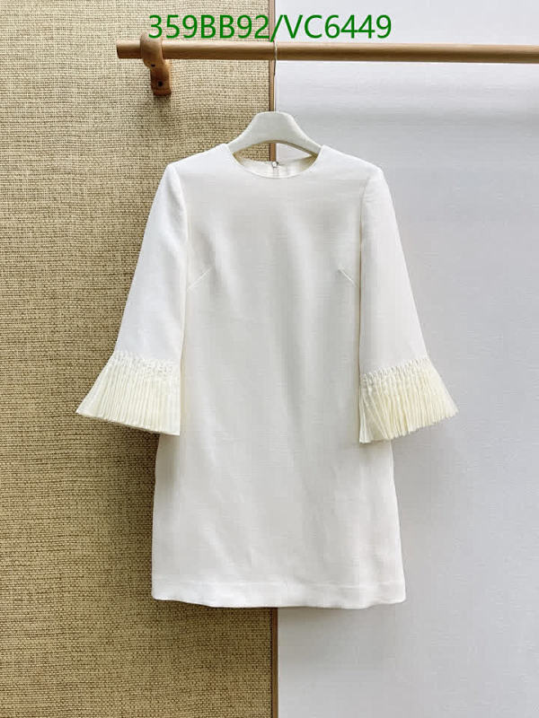 Louis Vuitton White Silk Dress with Pleated Sleeves - Elegant & Luxurious