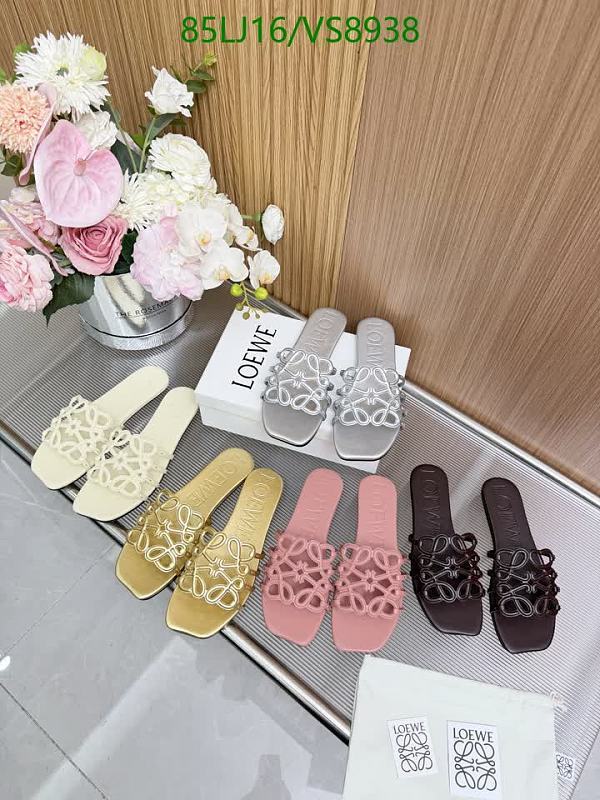 Loewe Women's Cowhide Flat Sandals