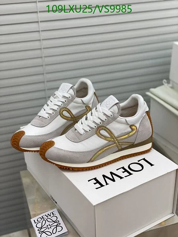 Loewe Men's Flow Runner Sneakers in Calfskin and Suede - White/Gold