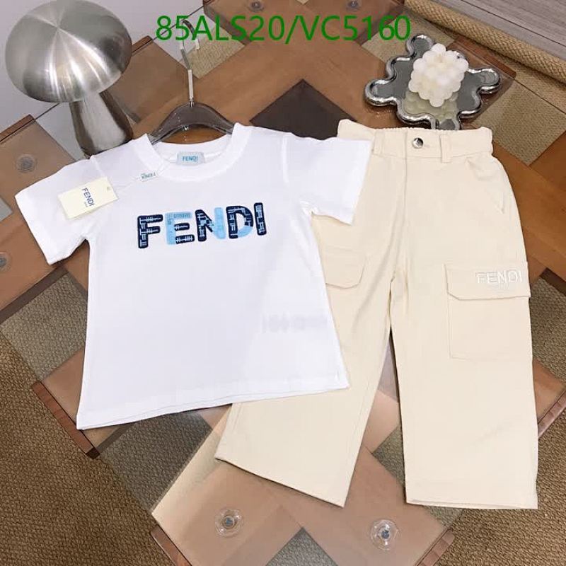 Fendi Kids' Logo T-Shirt & Cargo Pants Set - Stylish & Comfortable Outfit