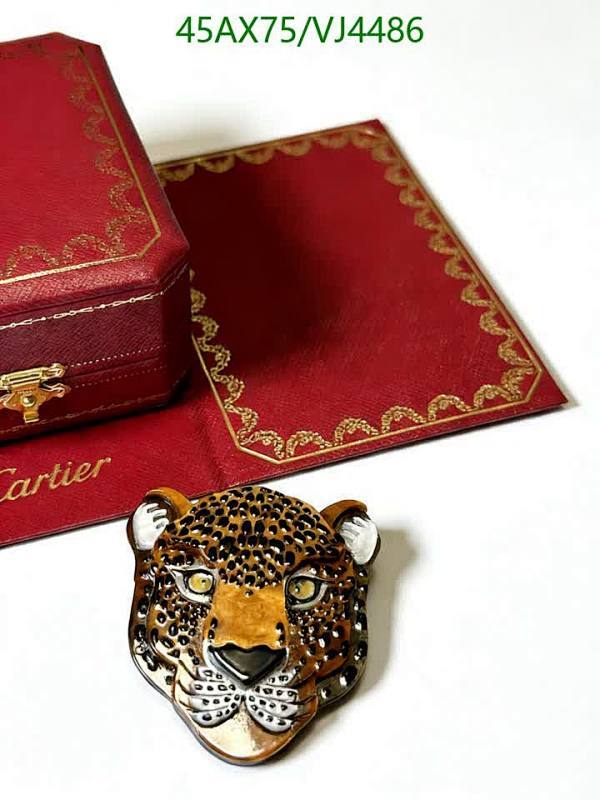 Cartier-Inspired Leopard Head Brooch - Elegant Wildlife Enamel Pin for Women
