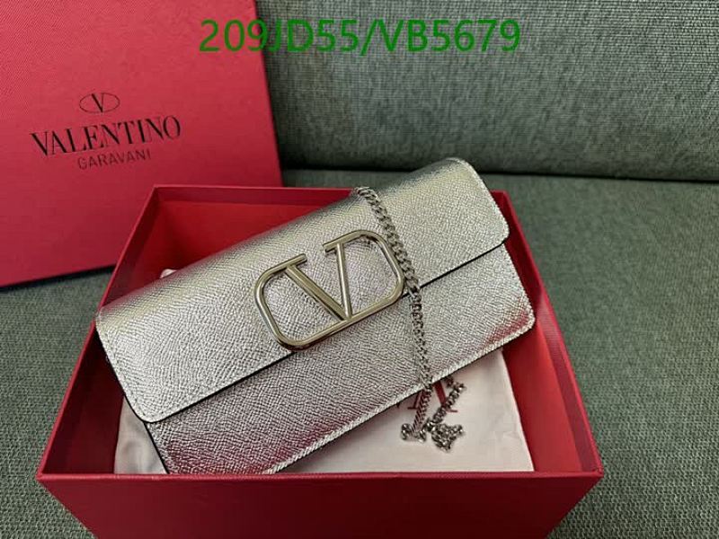 Valentino Garavani VLogo Signature Grainy Calfskin Wallet on Chain Silver
