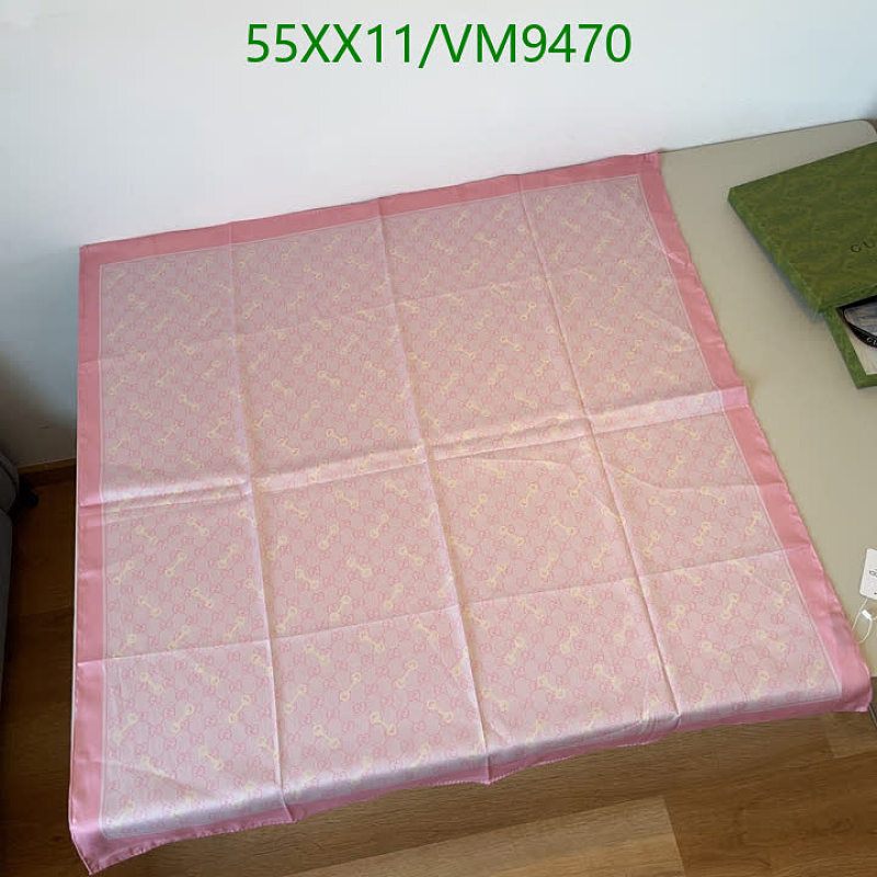 Gucci Silk Scarf 90x90cm Pink GG Monogram Authentic Luxury