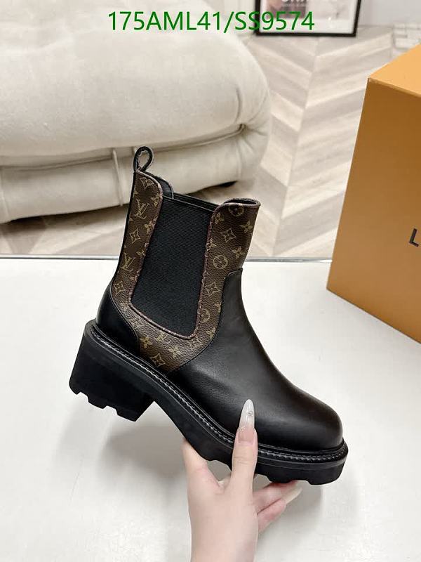 Louis Vuitton Women's Black Calf Leather Chelsea Boots
