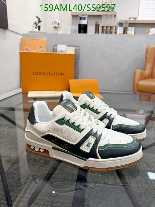 Louis Vuitton Men's Low-Top Sneakers - White Leather & Suede