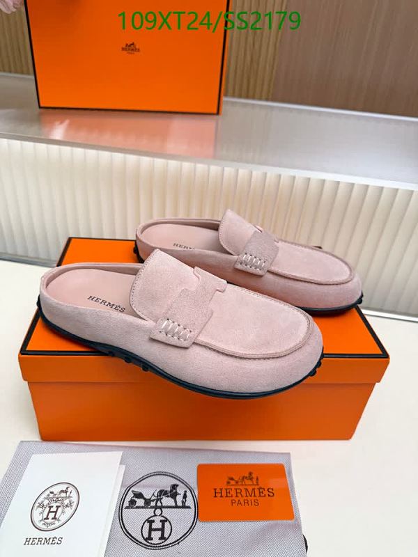 Hermès Women's Pink Suede Mules - Elegant & Comfortable Slip-Ons