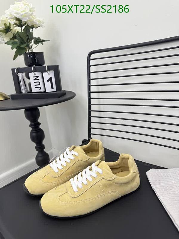 Hermès Women's Suede Low-Top Sneakers - Yellow, EU 35-40 17 Hermès Women's Suede Low-Top Sneakers - Yellow, EU 35-40