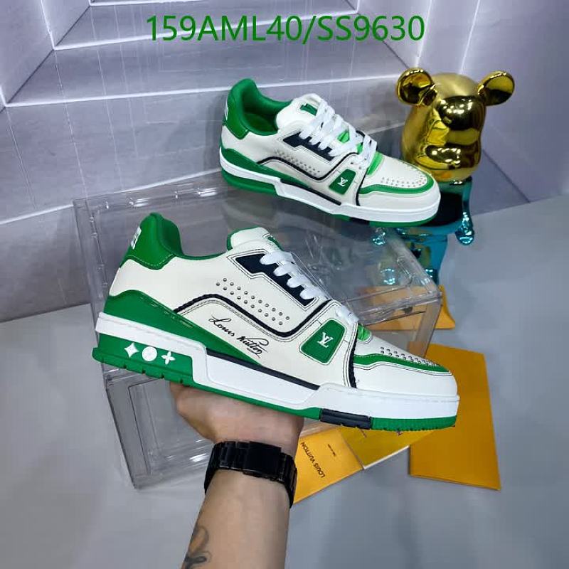 Louis Vuitton Women's White and Green Leather Low-Top Sneakers