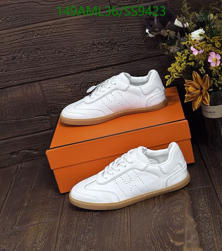 Hermès Men's White Leather Sneakers - EU 35-44
