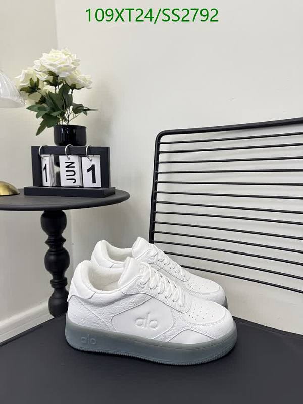 Alo Women's Genuine Leather Low-Top Sneakers White