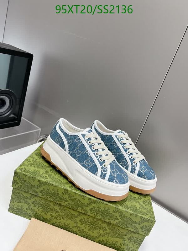 Gucci Women's GG Canvas Low-Top Sneakers - Blue Denim