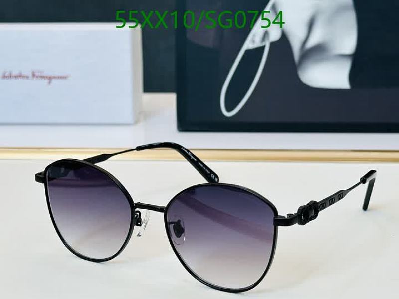 Salvatore Ferragamo Women's Round Gradient Lens Sunglasses - Black
