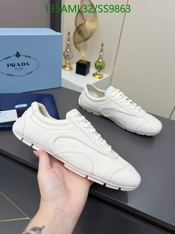 Prada Men's White Leather Low-Top Sneakers - EU 35-45