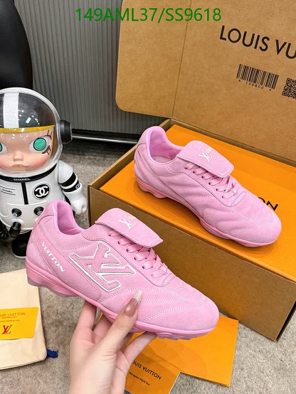 Louis Vuitton Women's Pink Suede Athletic Shoes - EU 35-45