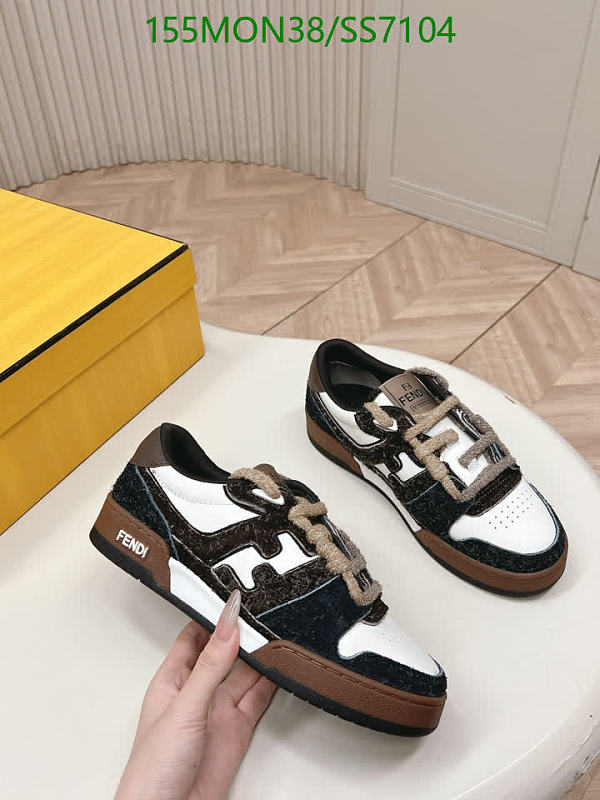 Fendi Men's Low-Top Sneakers - Cowhide & Cloth Casual Shoes