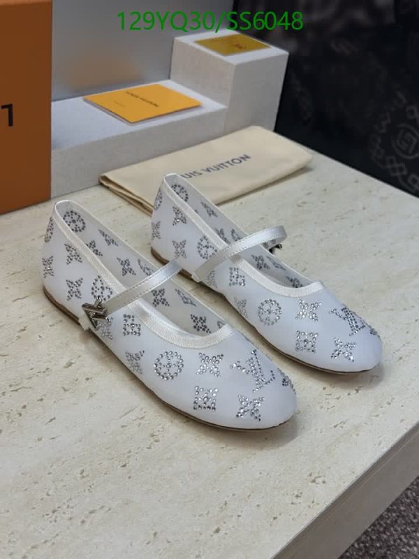 Louis Vuitton Women's White Mesh Ballet Flats - EU 35-42