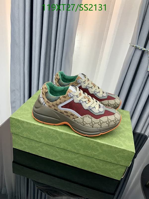 Gucci Women's GG Canvas Low-Top Sneakers 7 Gucci Women's GG Canvas Low-Top Sneakers